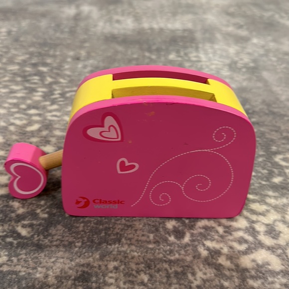 CLASSIC WORLD WOID TOASTER FOR A CHILDS KITCHEN - Picture 6 of 9